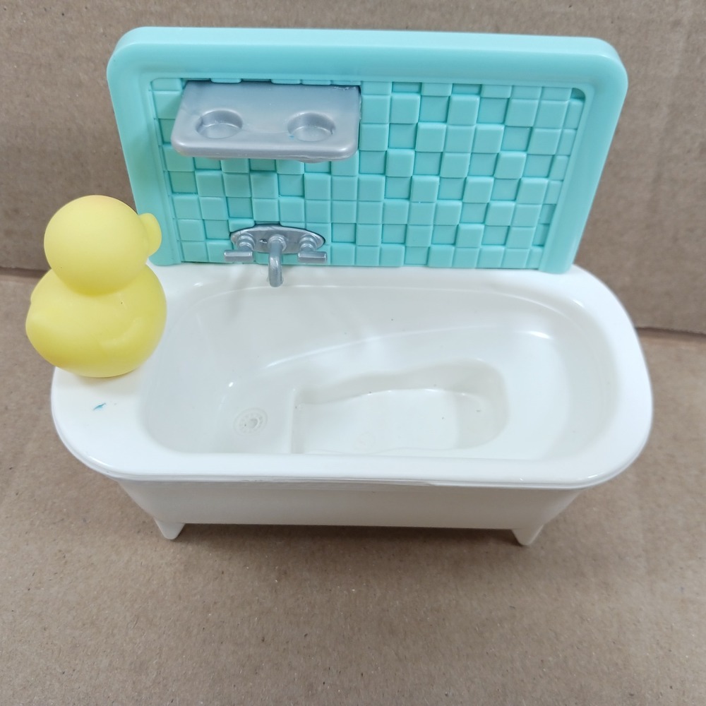 Mattel Barbie Doll Bathtub Furniture Set FXH05 White Clawfoot Tub Teal Wall Duck